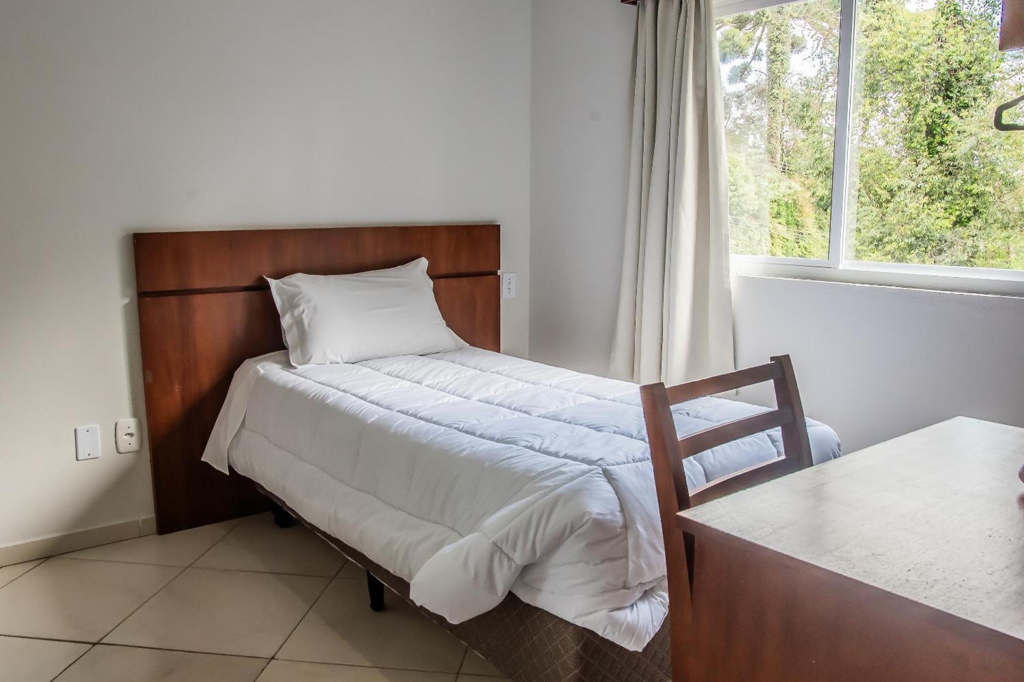 Hotel Serra Канела Екстериор снимка